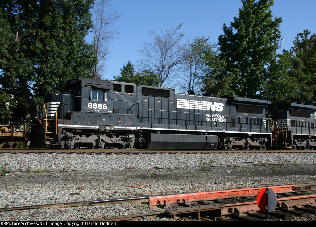 NS 8686